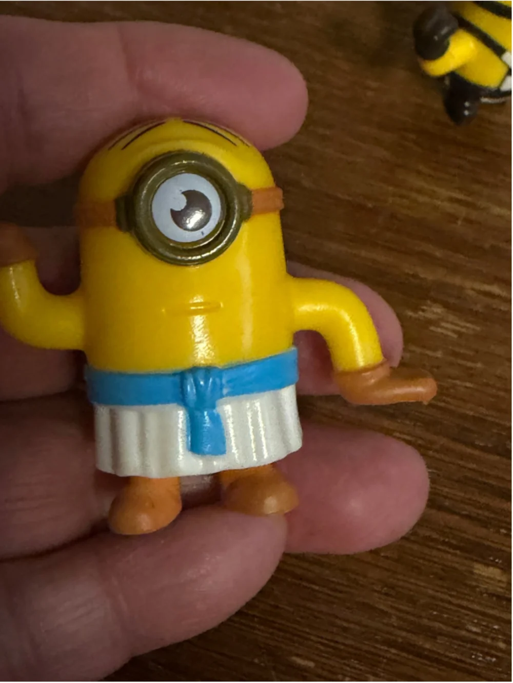 Despicable Me Minions Mini Figures Lot of 4 Pilot Chef Prisoner Character Toys